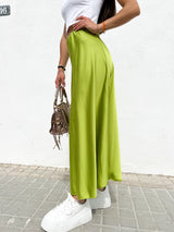 Falda midi satinada verde