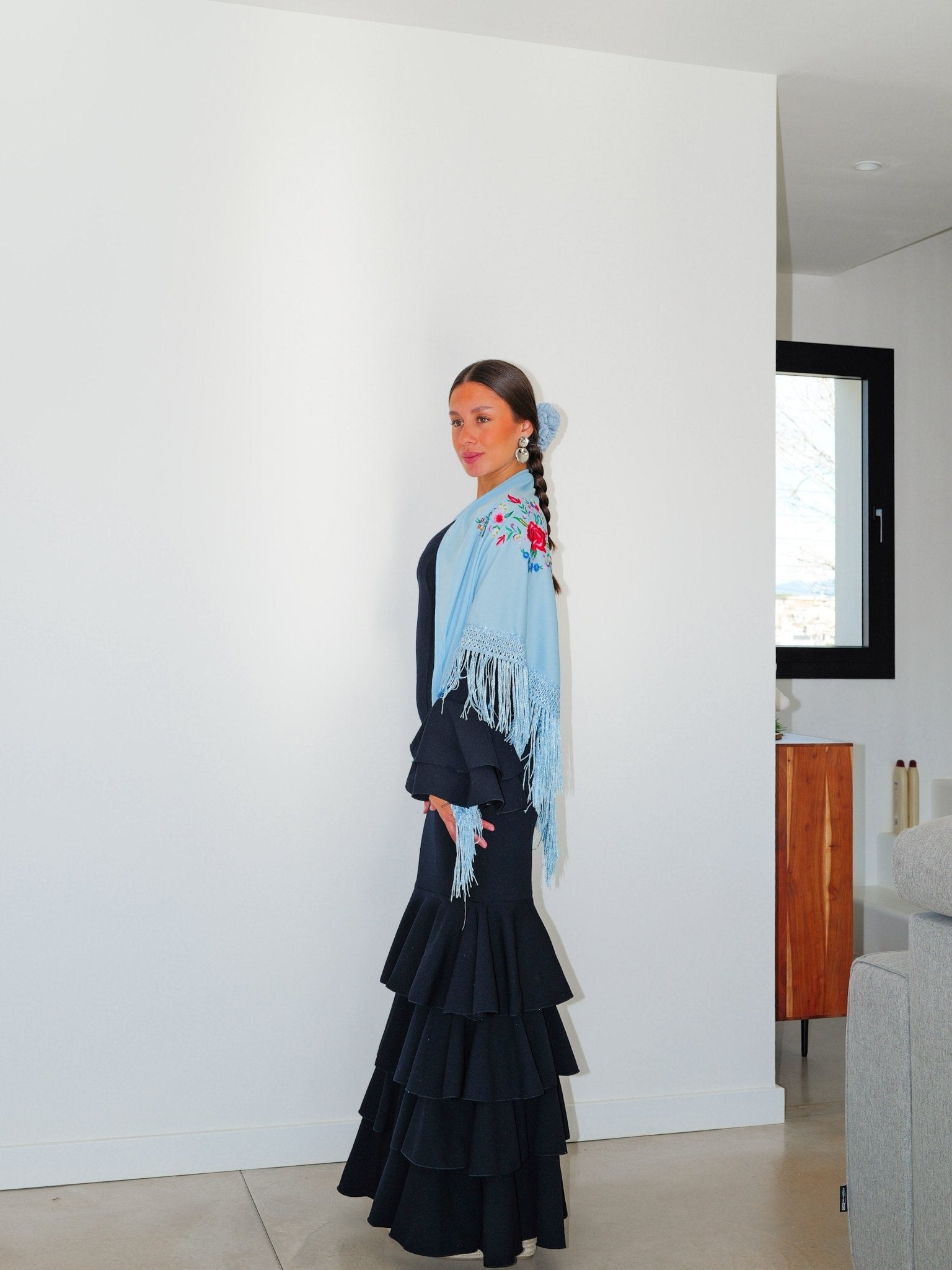 Mantón flamenca bordado flores celeste - Sorellas The Brand Barcelona S.L