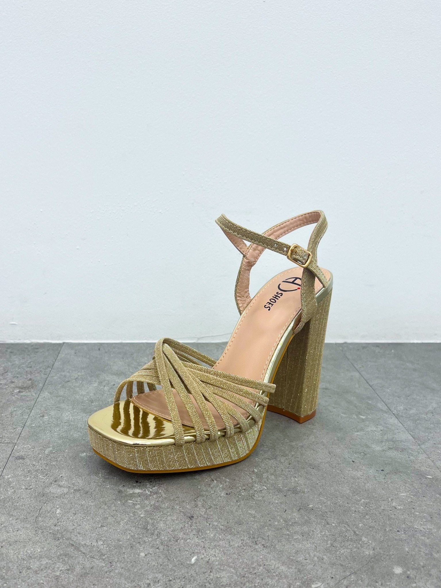 Sandales entrelacées dorées brillantes - Sorellas The Brand Barcelona S.L