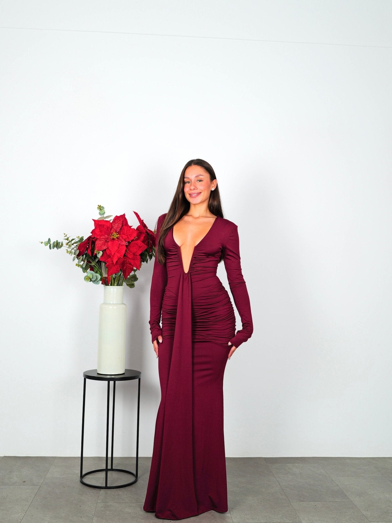 Robe longue à manches courtes et encolure bande bordeaux - Sorellas The Brand Barcelona S.L