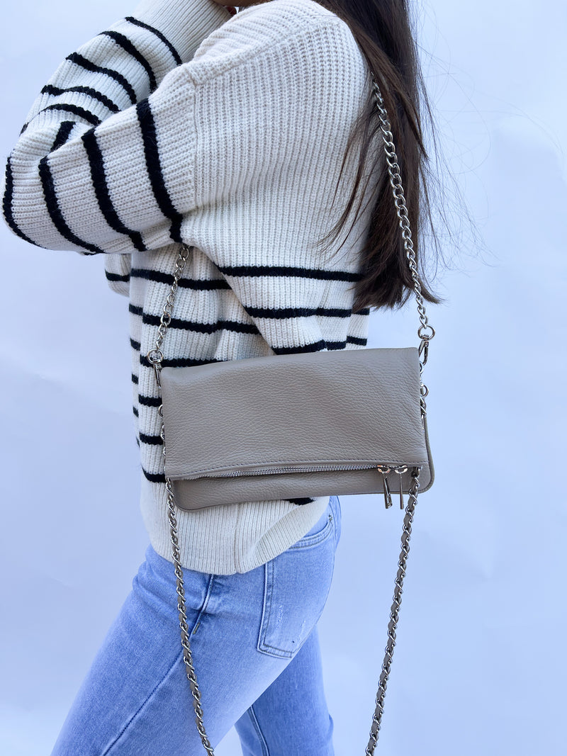 Bolso piel cadenas crema