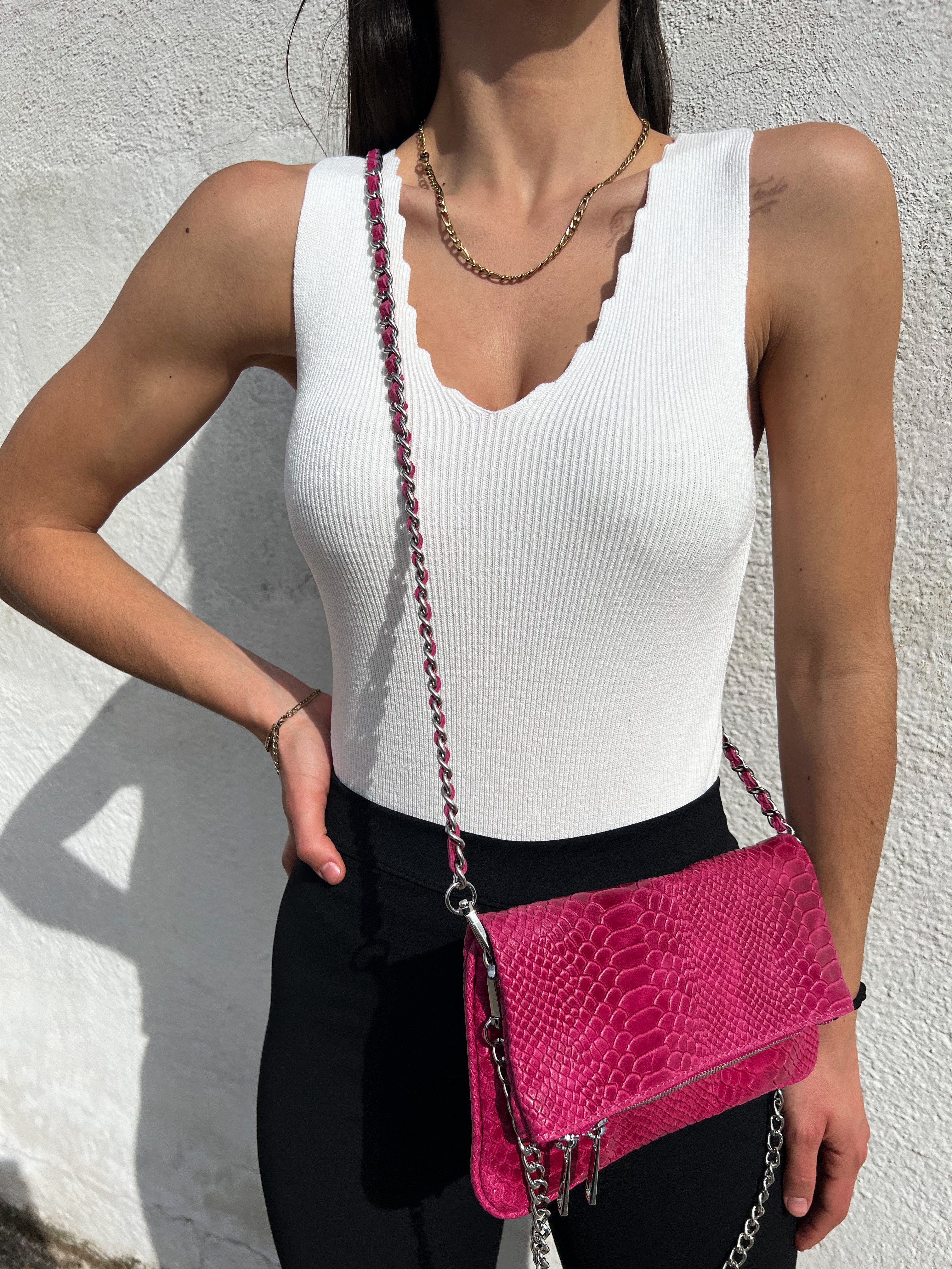 Bolso piel cadenas coco fucsia