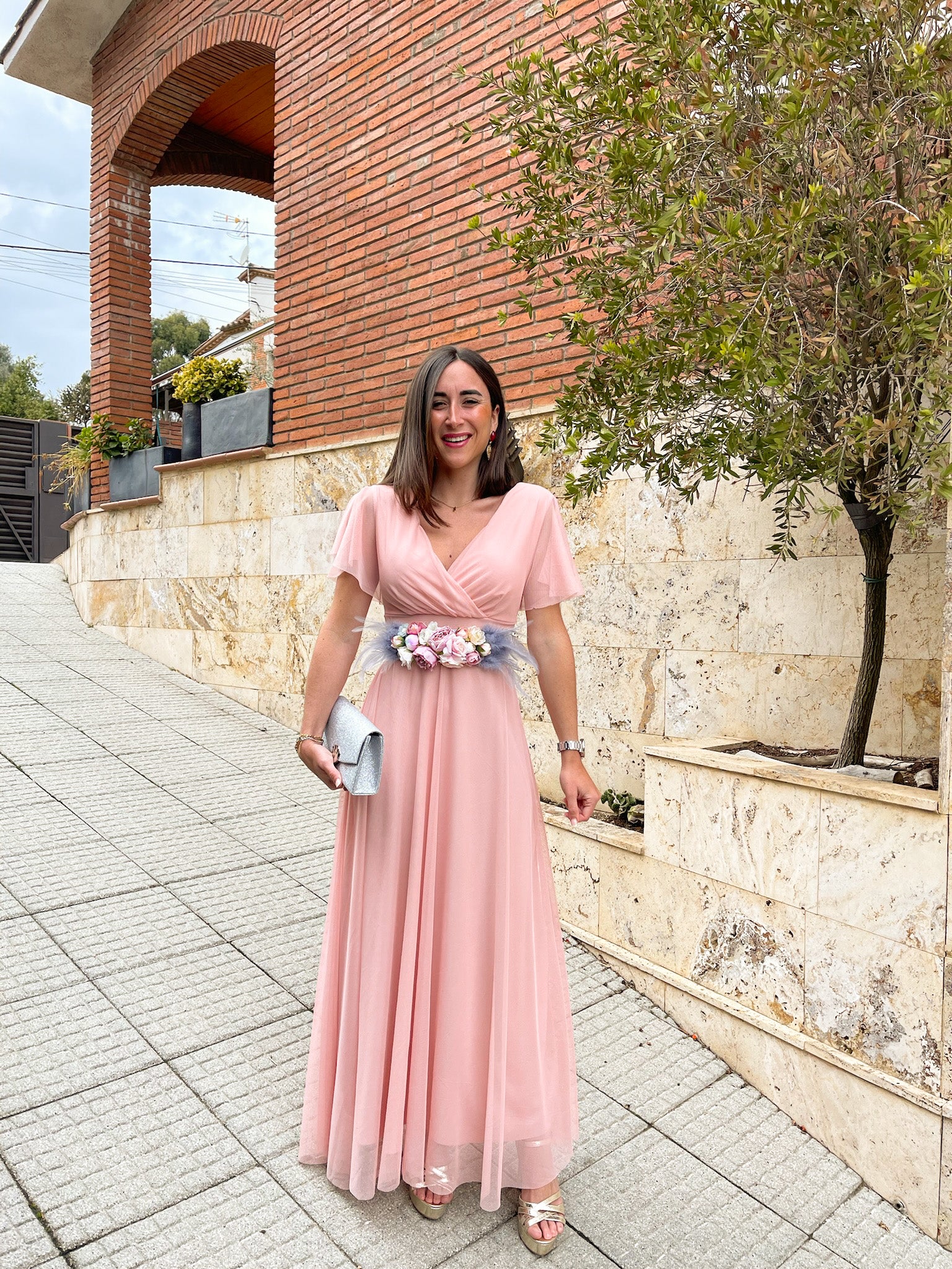 Vestido tulle manga rosa