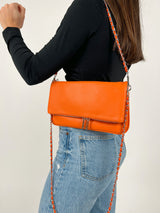 Bolso vegano cadenas naranja