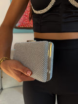 Clutch brillo plateado efecto