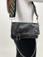 Bolso piel cadenas coco negro