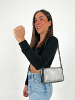 Bolso midi piel plateado