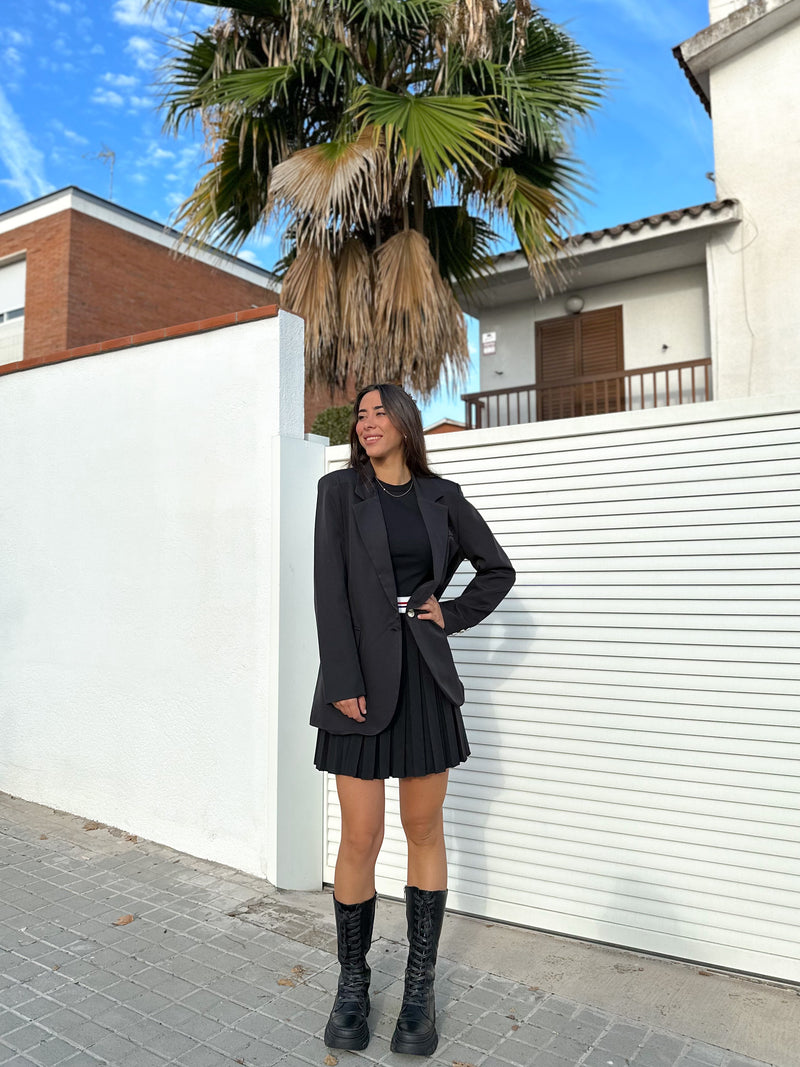 Black oversize blazer