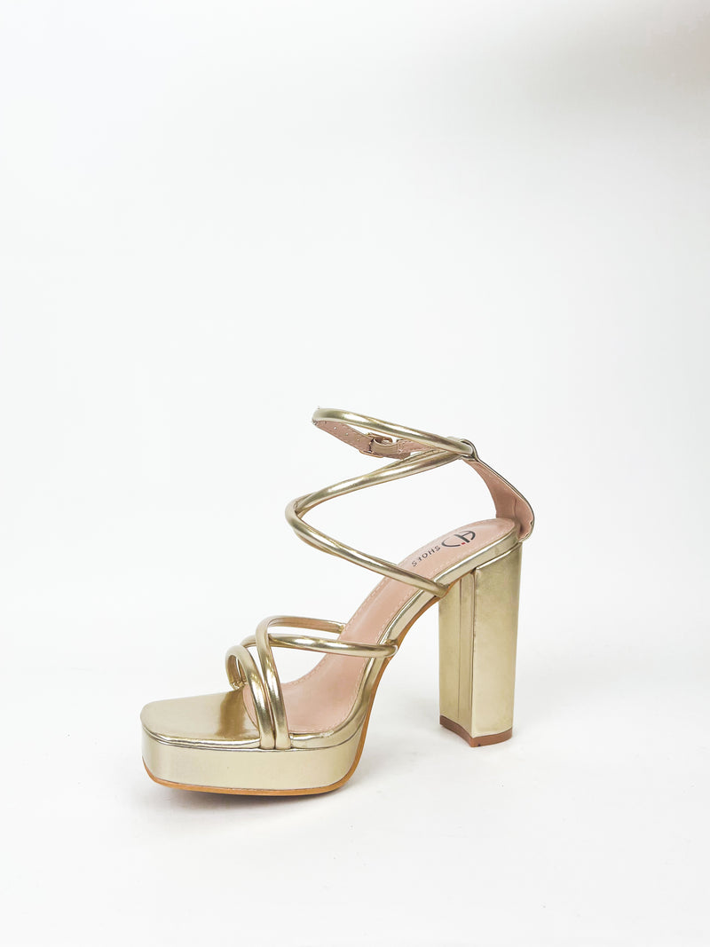 Golden round lace platform sandal