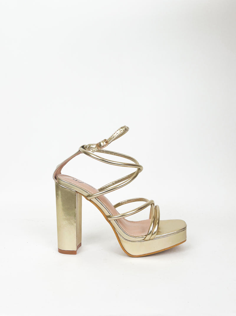 Golden round lace platform sandal