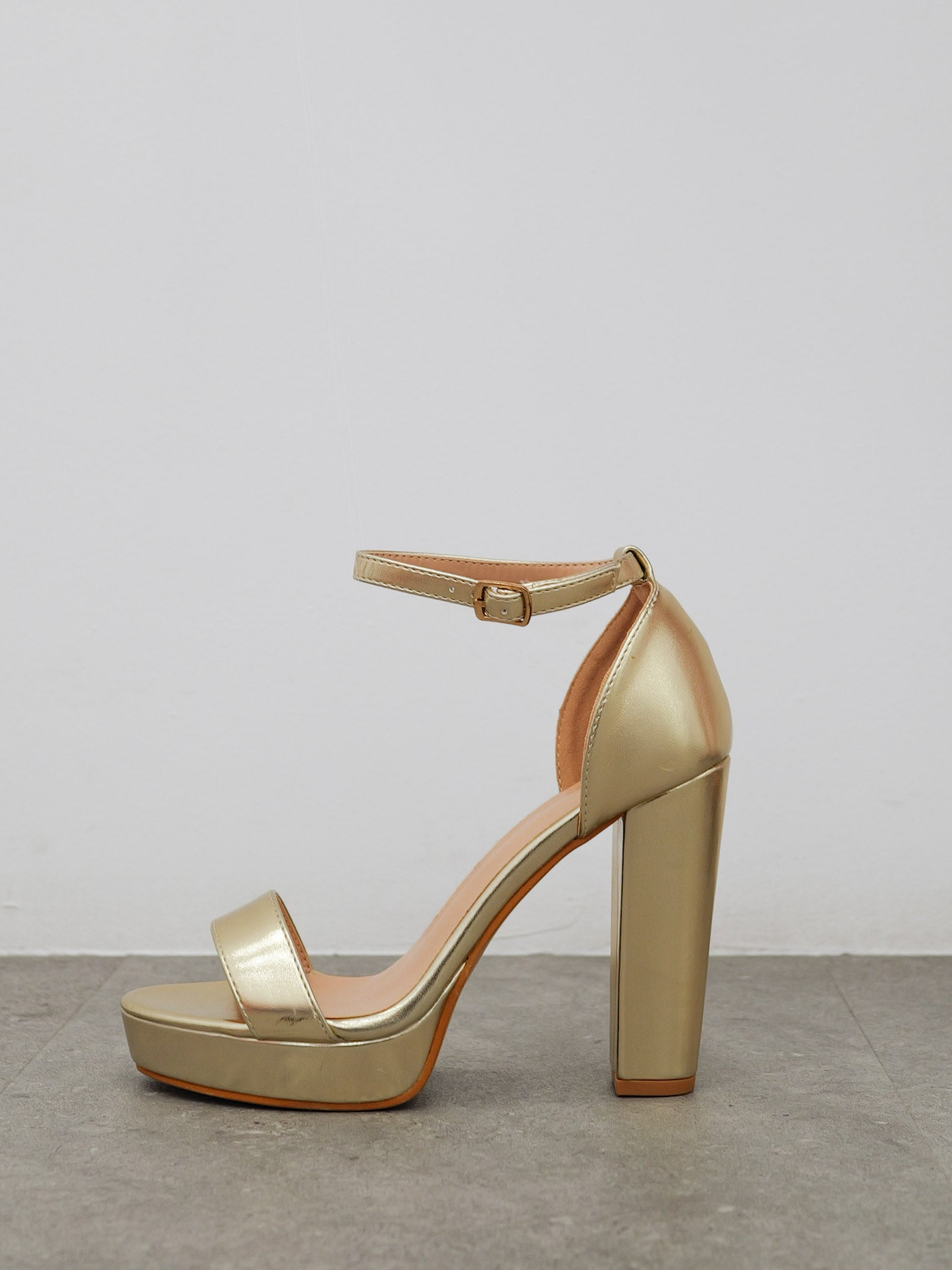 Golden heel platform sandal