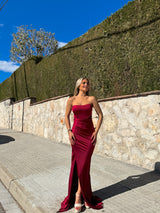 Burgundy intertwined strapless strapless dress