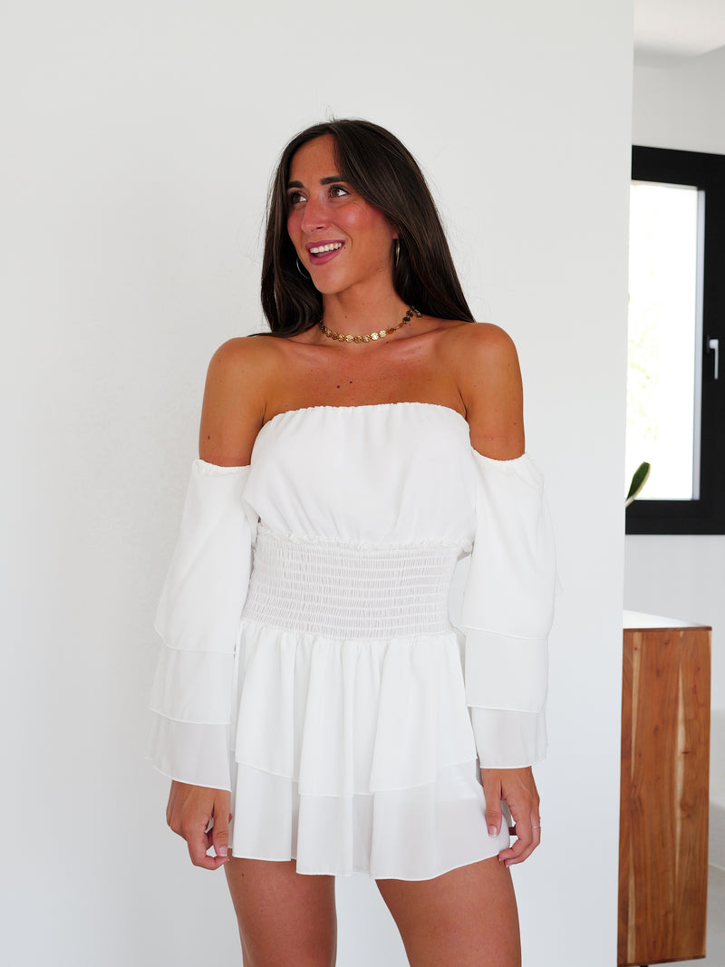 Romantic white mini jumpsuit