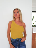 Mustard assimilated ribbed top