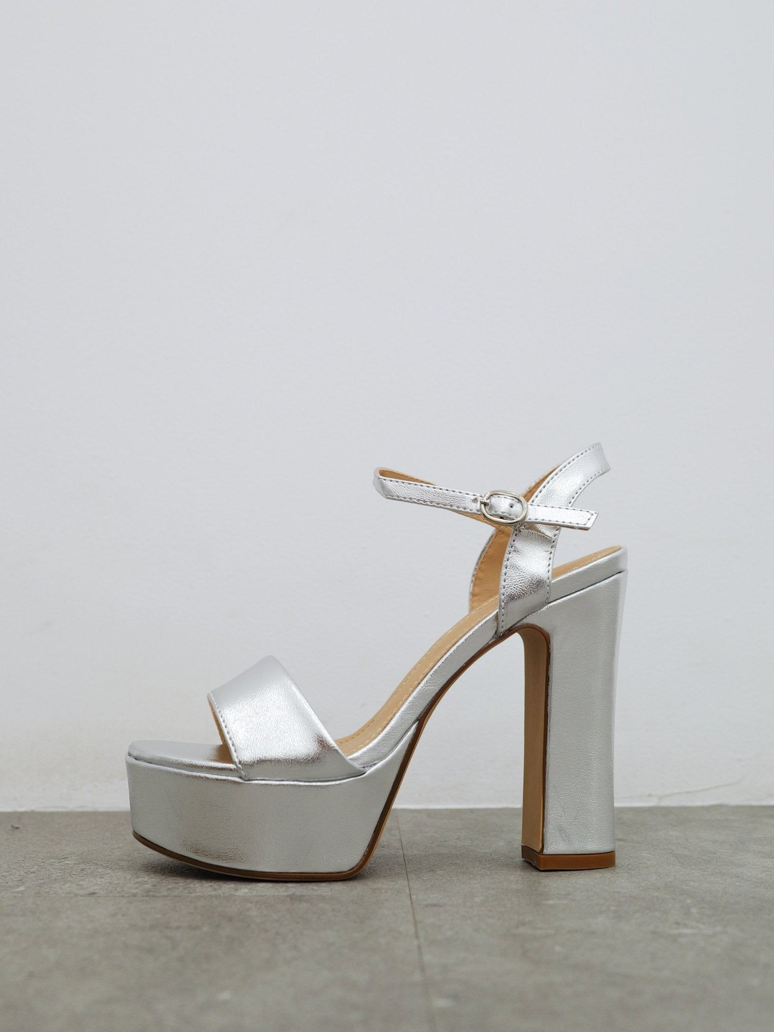 Silver platform sandal - SORELLAS