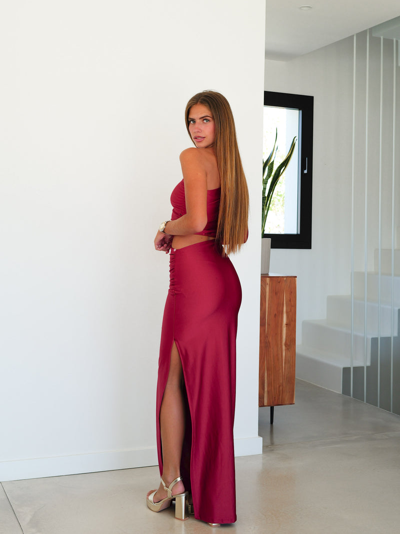 Asym sleeve dress with burgundy slit