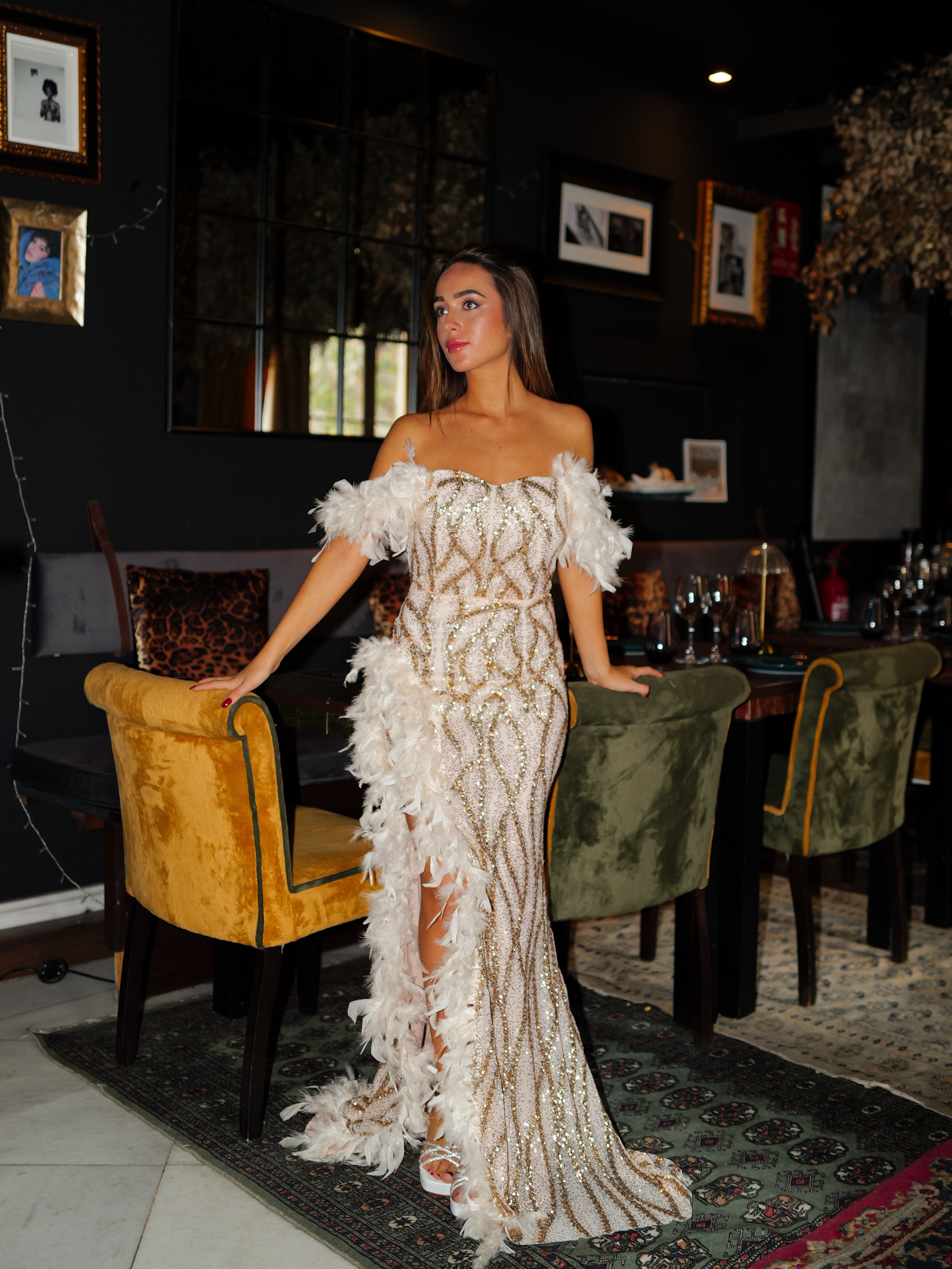 Corset dress glitter beige feathers