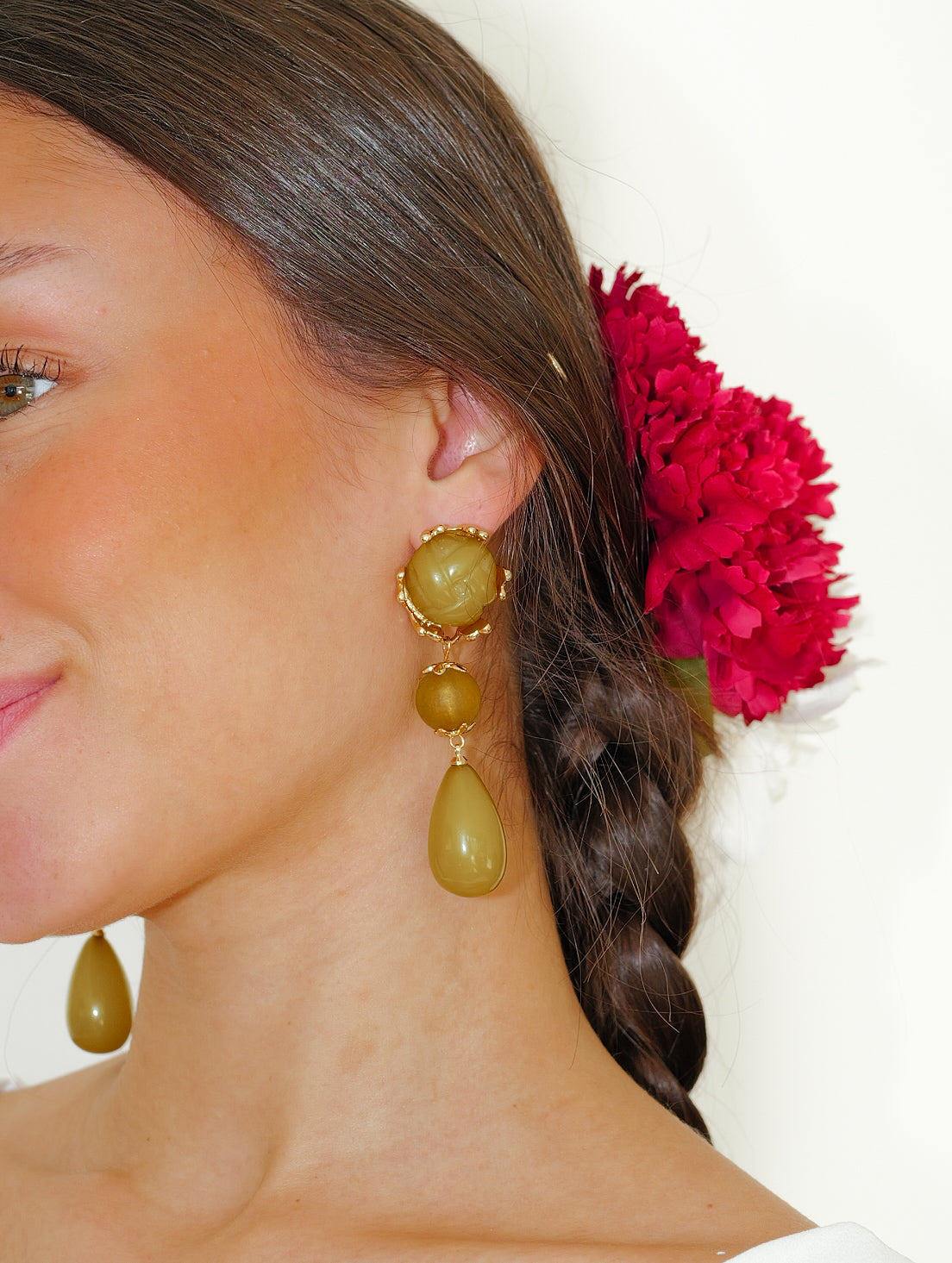 Yellow stone drop waterfall earrings