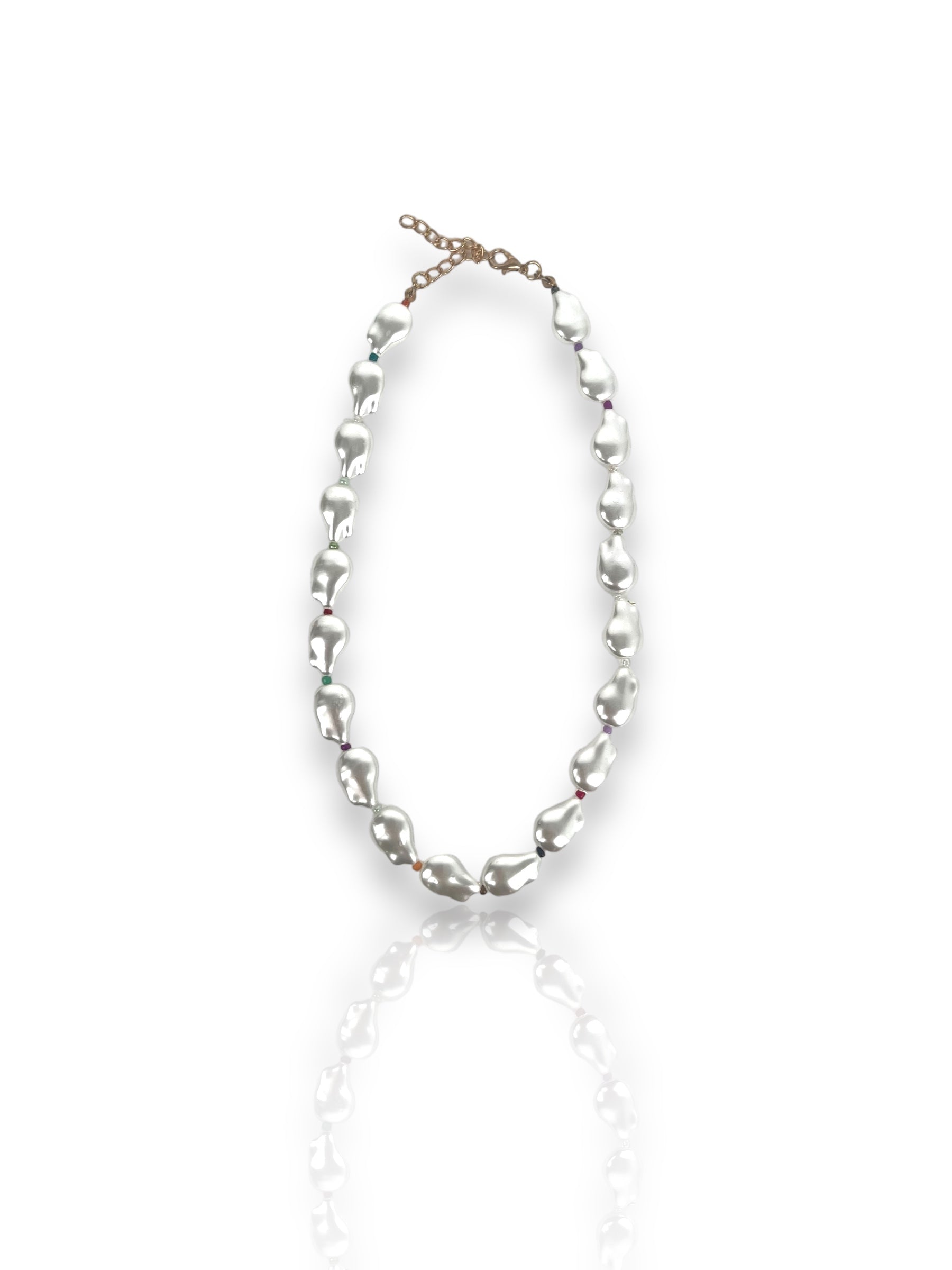 White pearl beads necklace