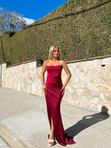 Burgundy intertwined strapless strapless dress