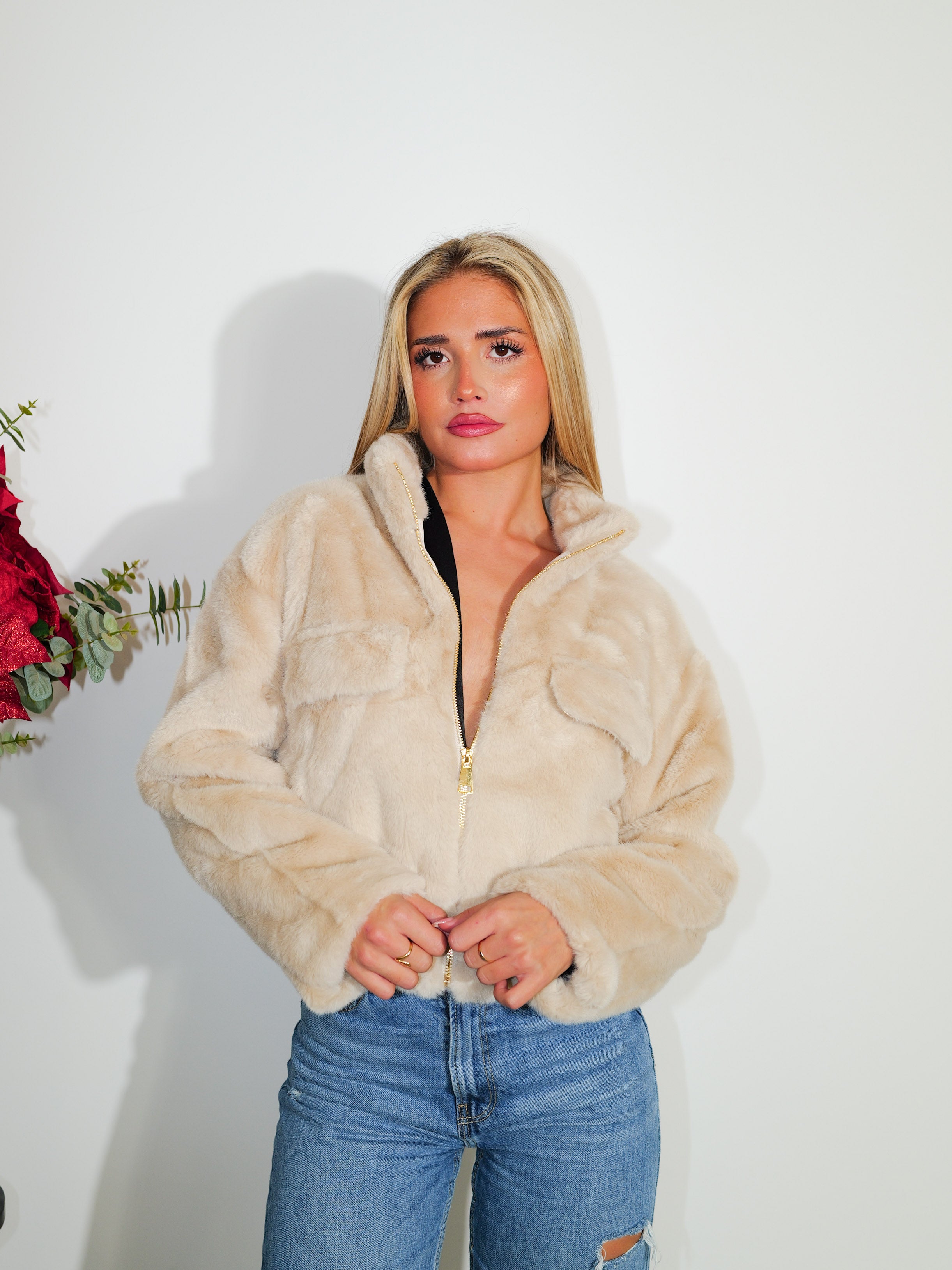 Beige fur zipper jacket