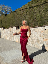 Burgundy intertwined strapless strapless dress