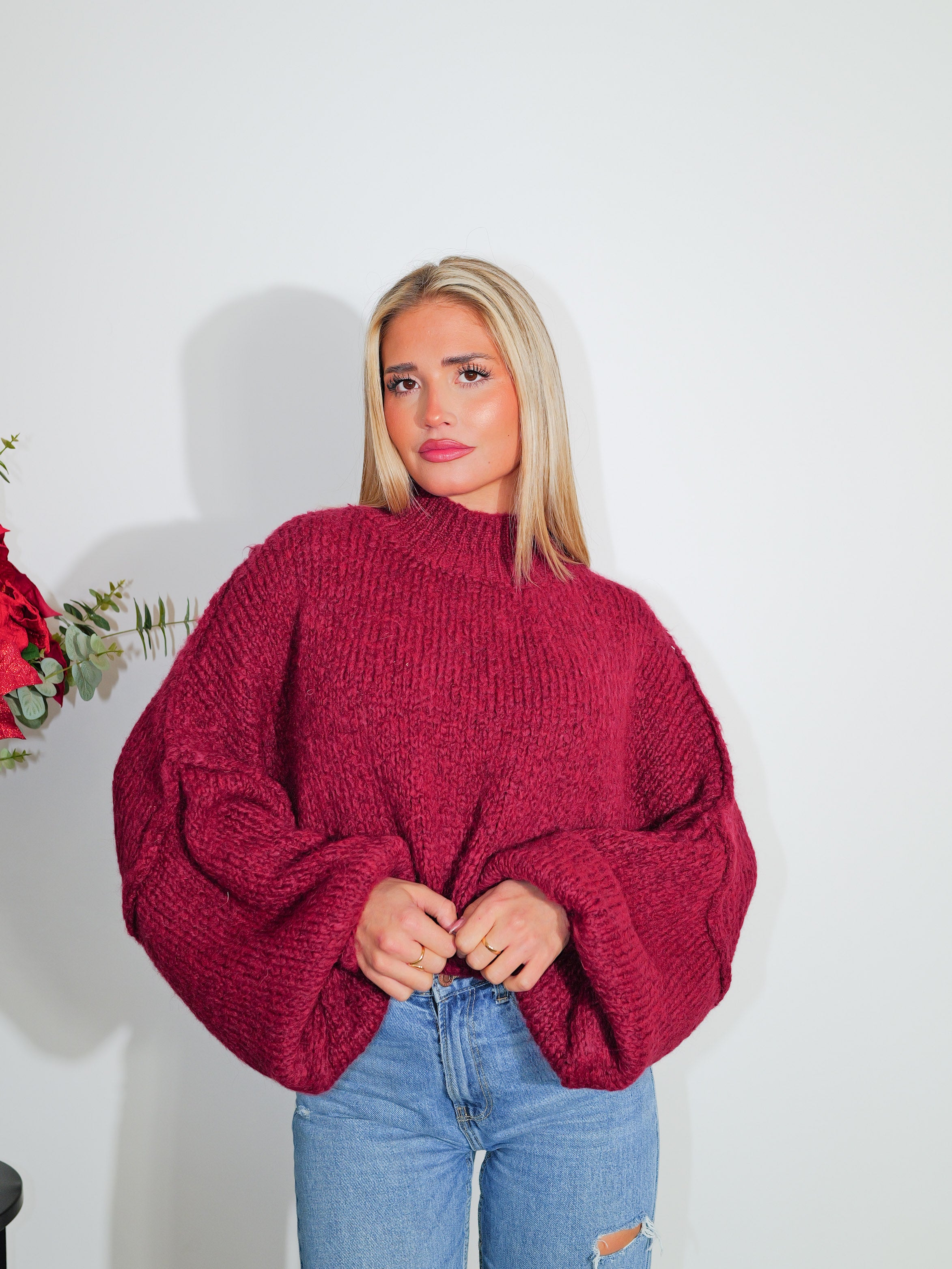 Bordeaux oversize knitted sweater