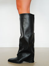 Black zipper flap boot