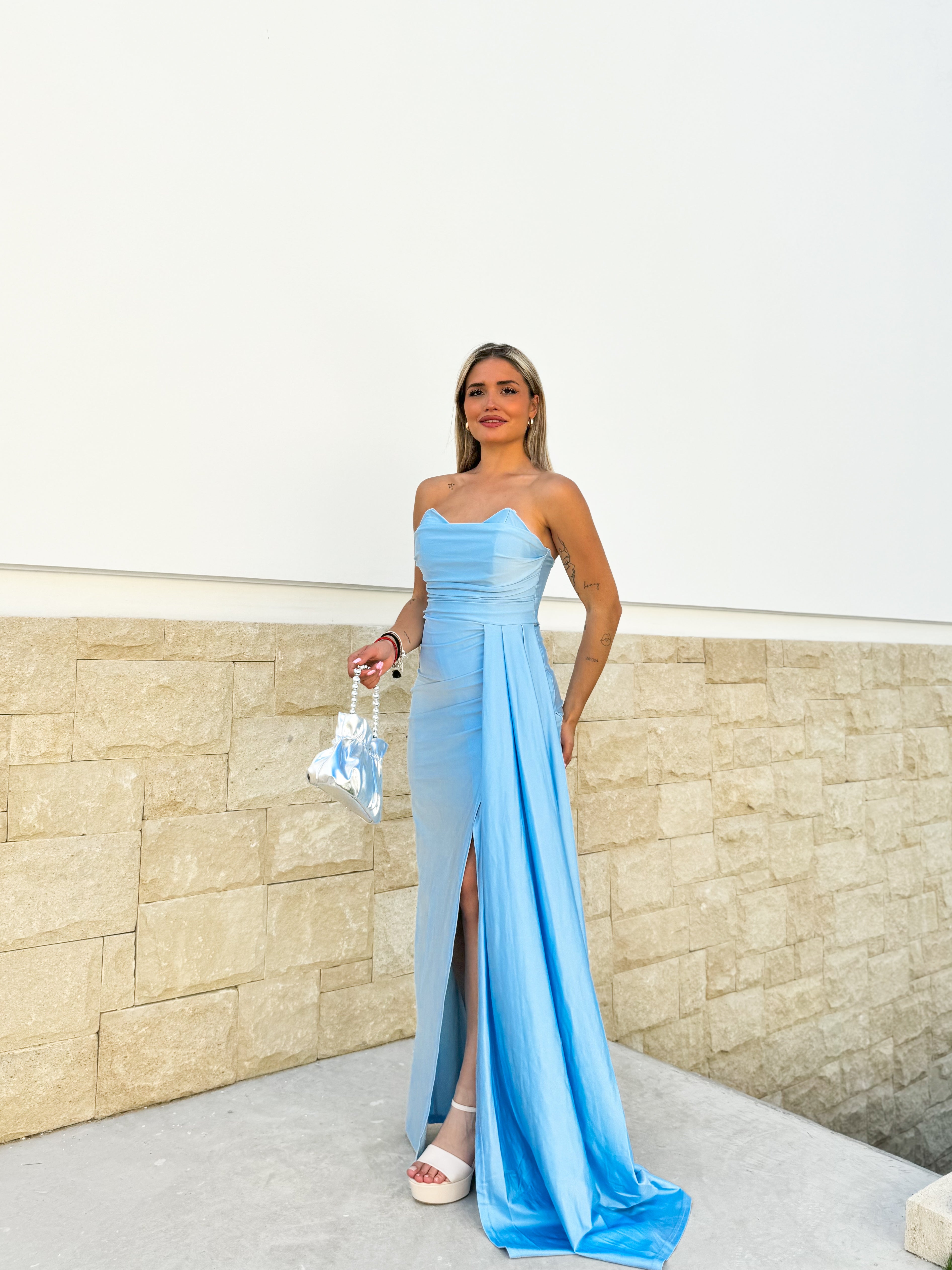 Light blue band word dress