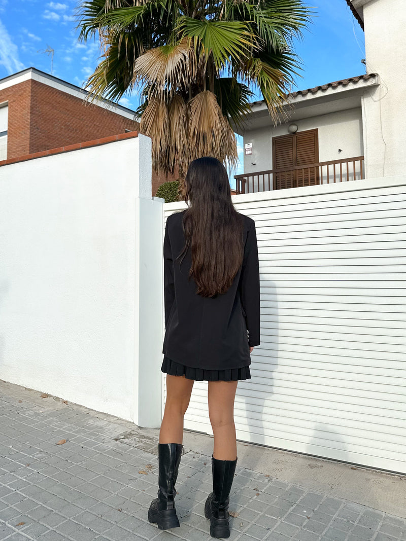 Black oversize blazer