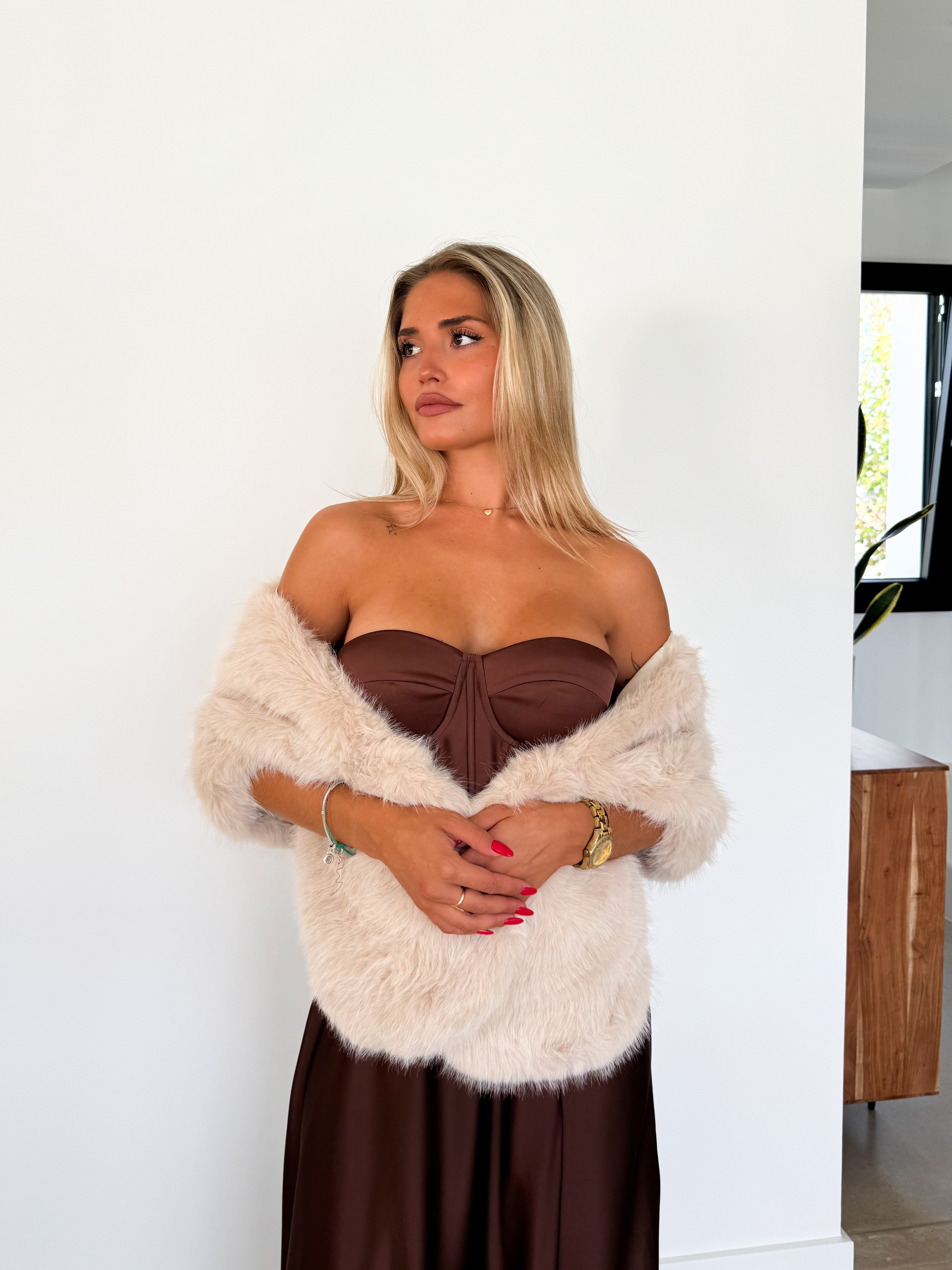 Beige fur event stole