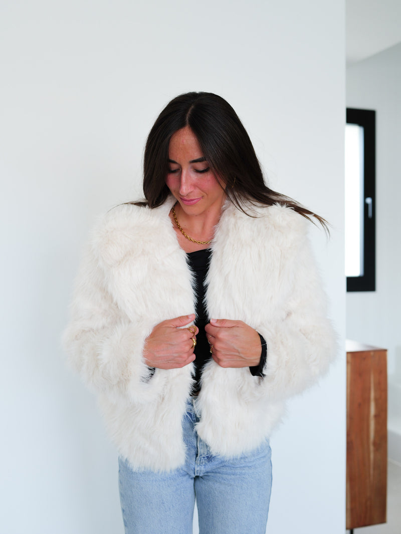 White lapel fur jacket