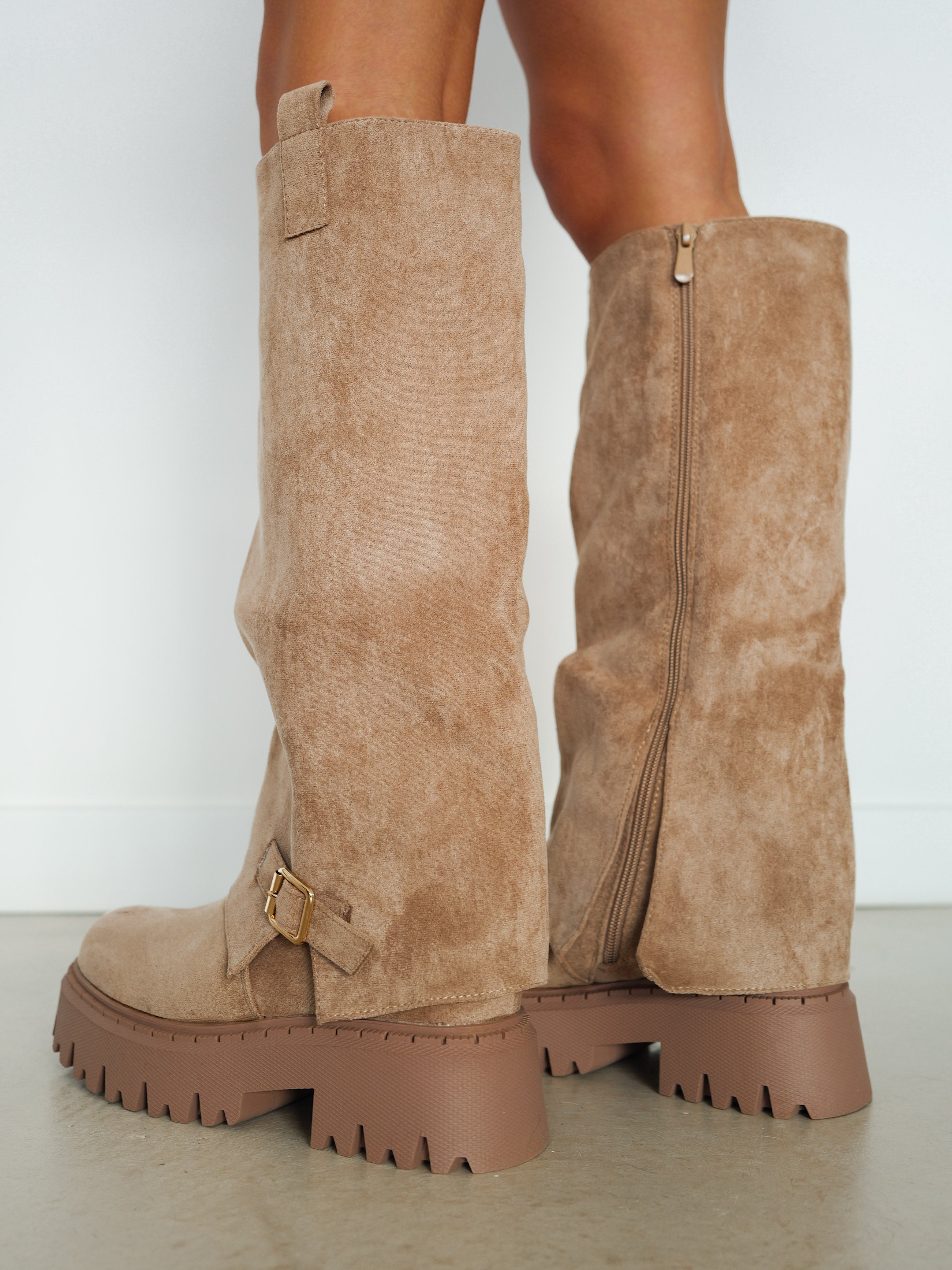 Beige suede track flap boot