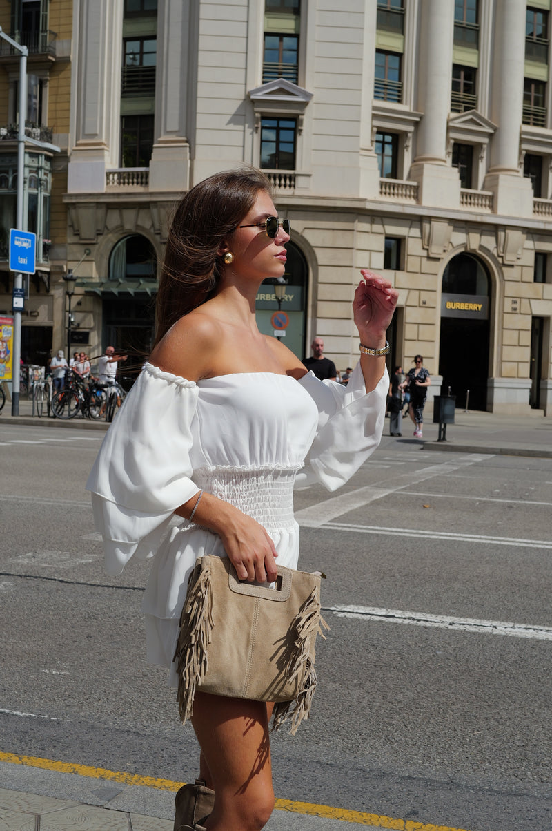 Beige fringed leather bag