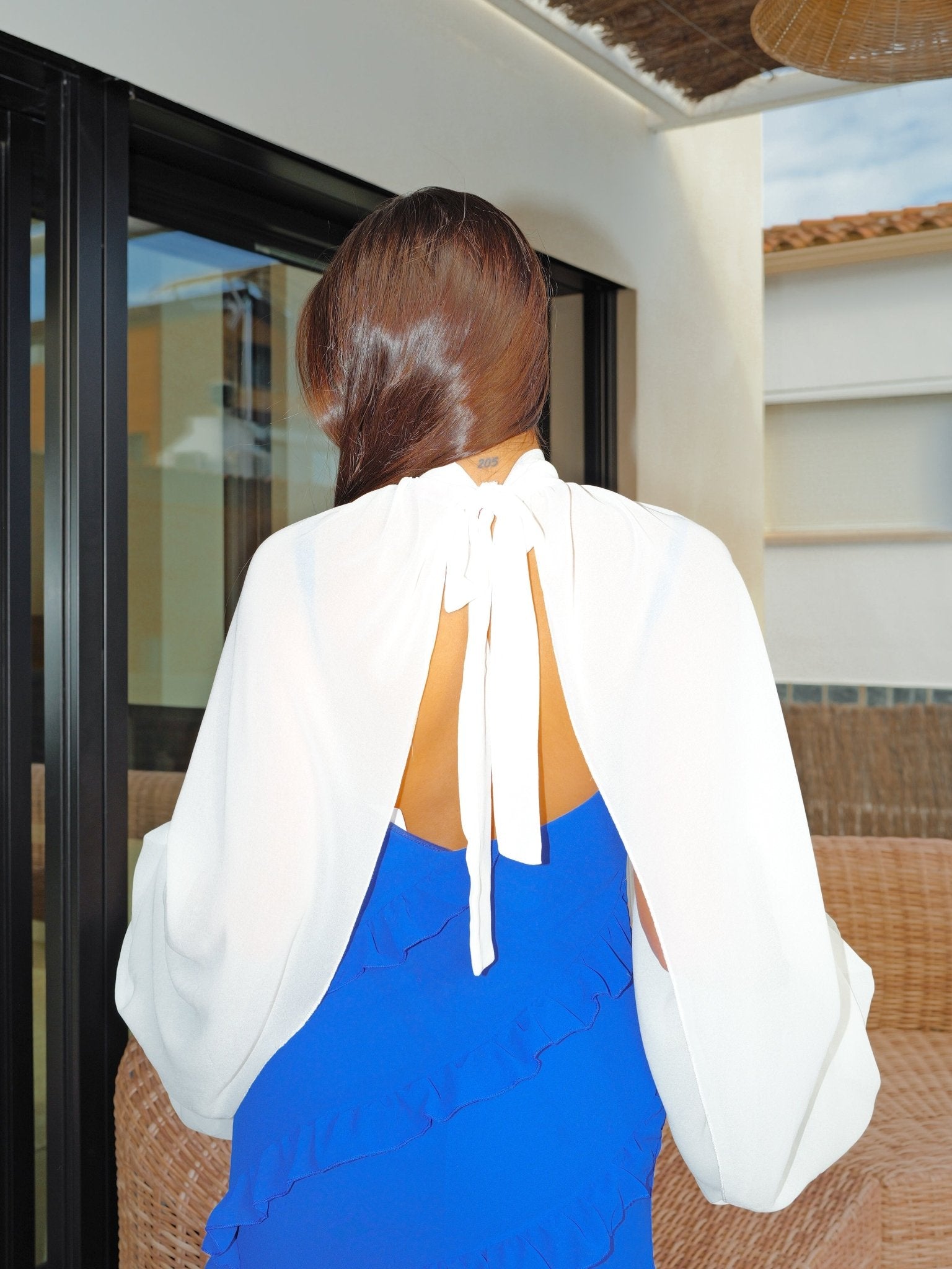 White bow cape sleeve shawl - SORELLAS
