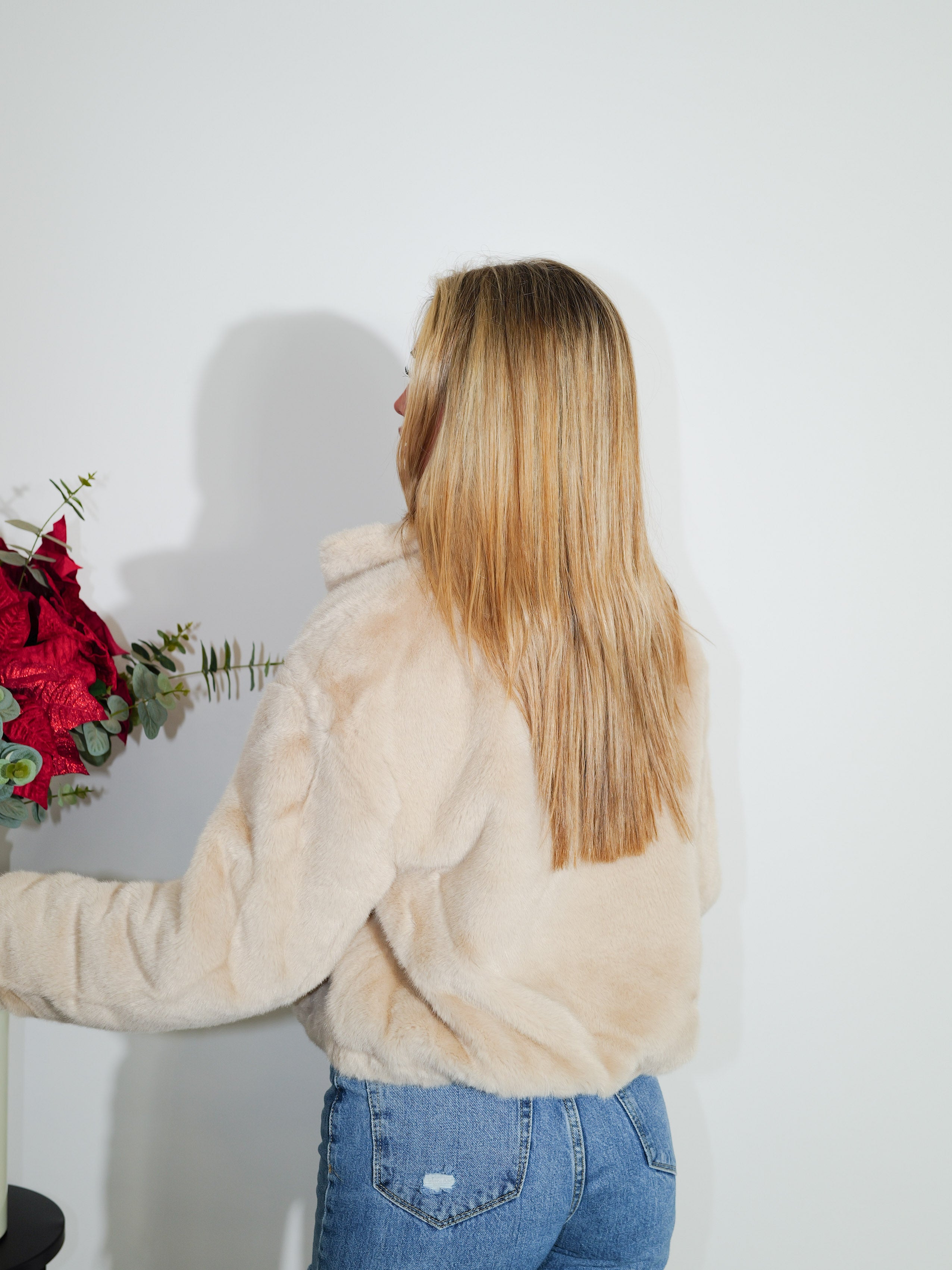 Beige fur zipper jacket