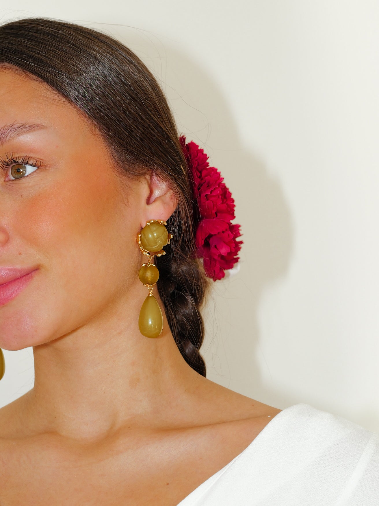 Yellow stone drop waterfall earrings