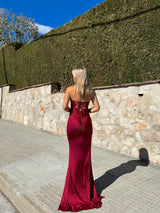 Burgundy intertwined strapless strapless dress