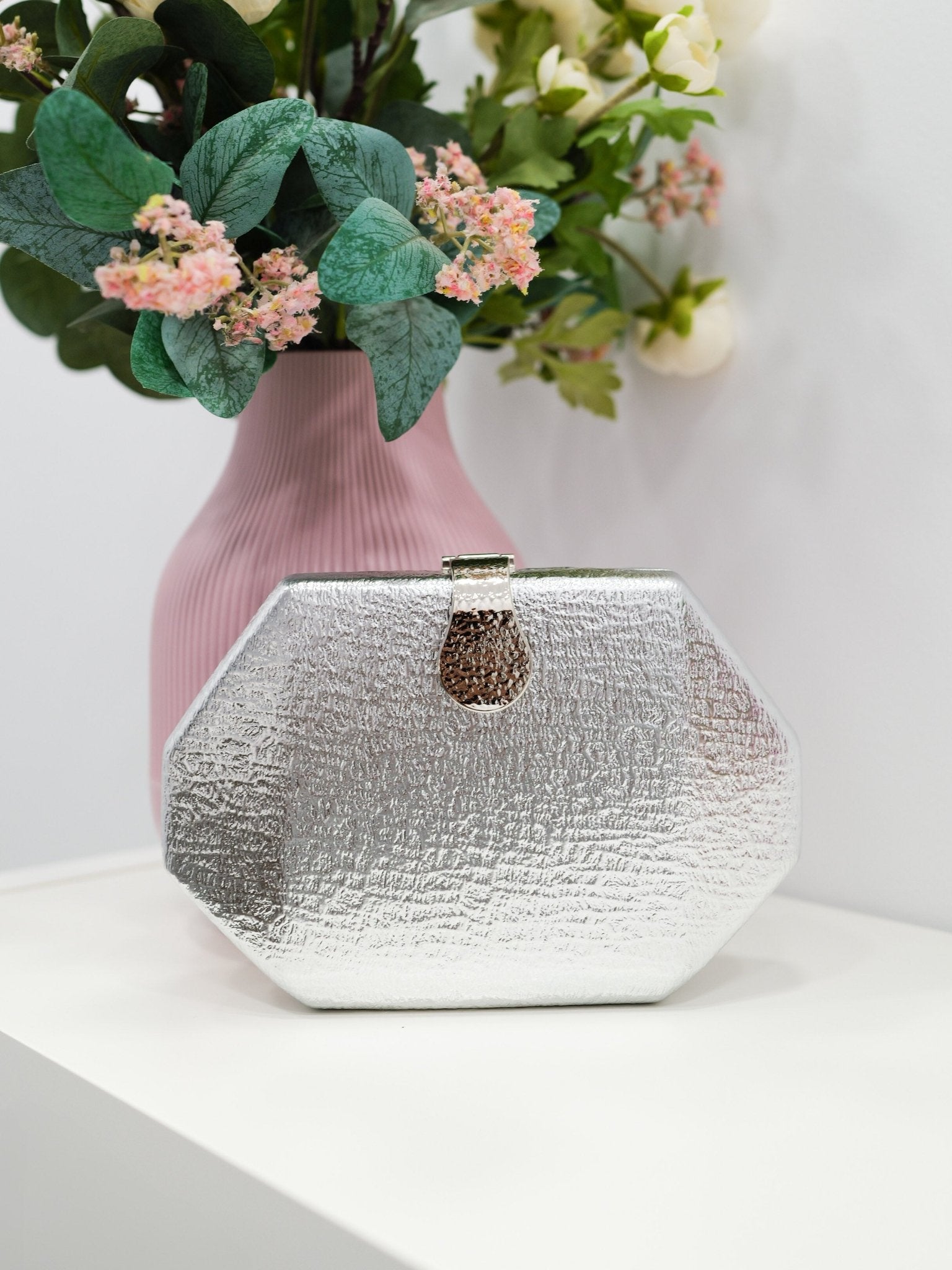 Clutch with silver-tone closure - SORELLAS