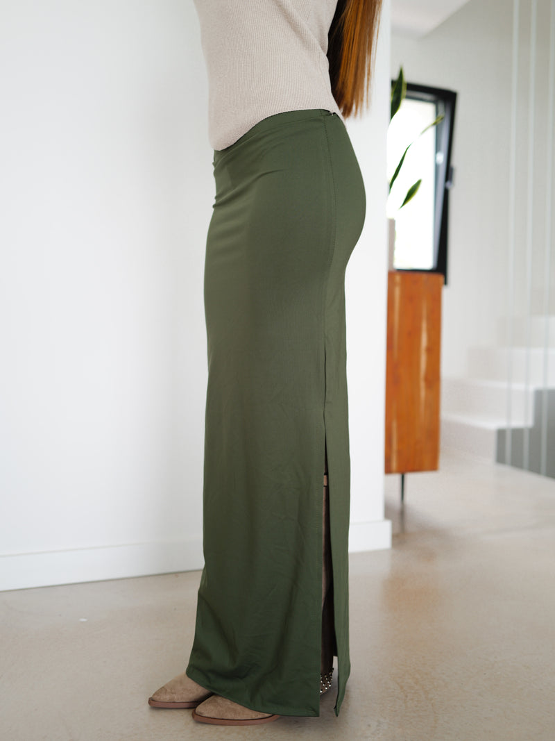 Khaki ruffled long skirt