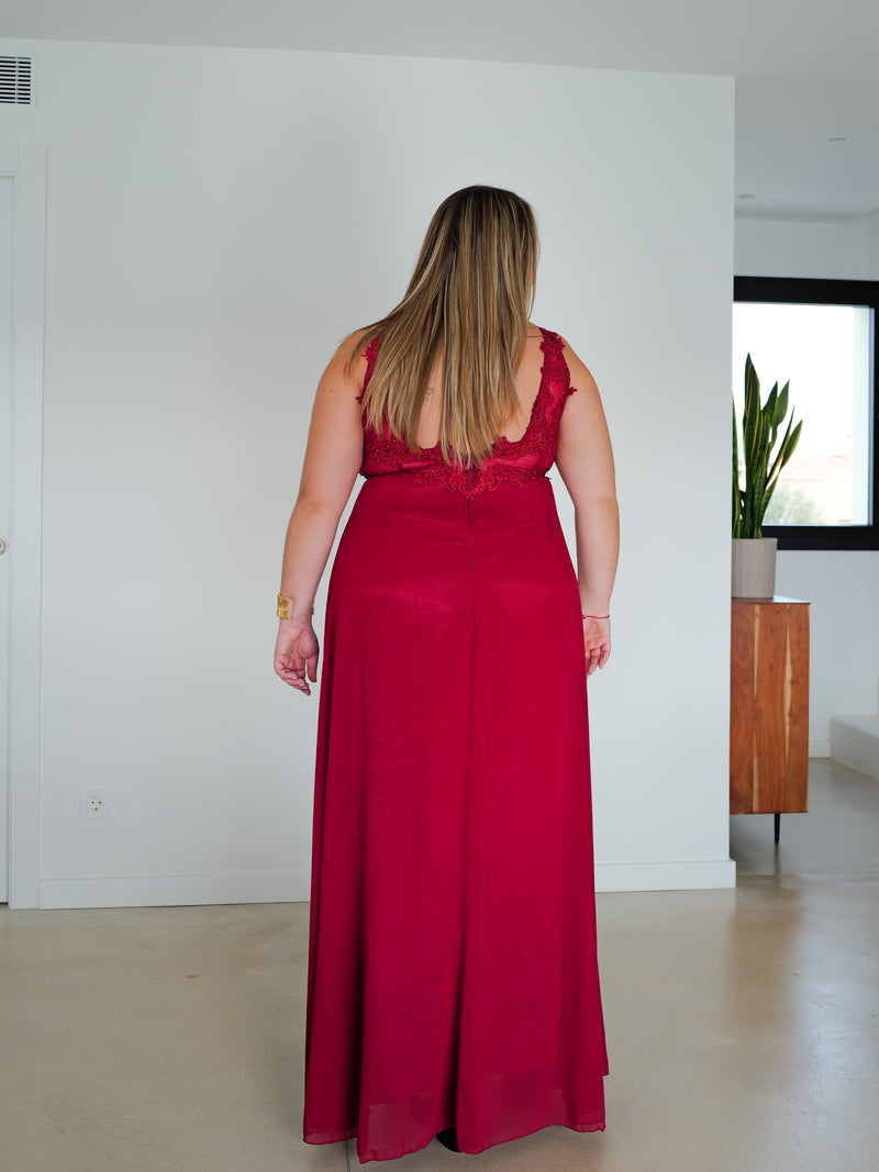 Long dress with burgundy rhinestones V neckline