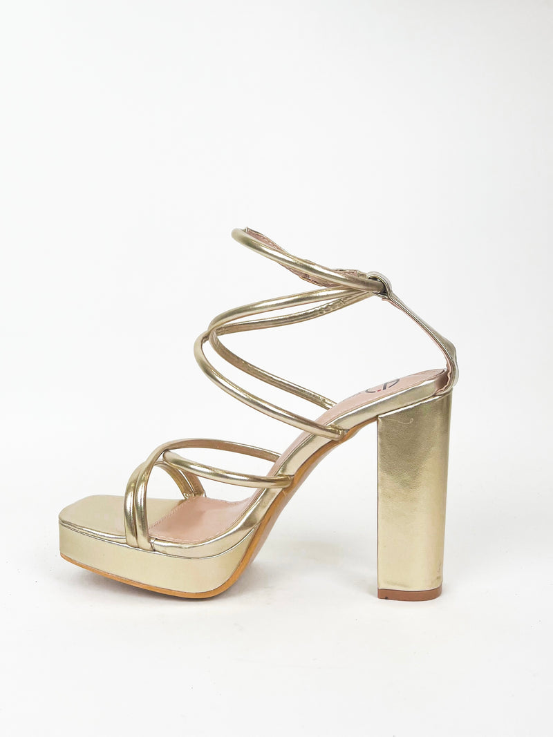 Golden round lace platform sandal