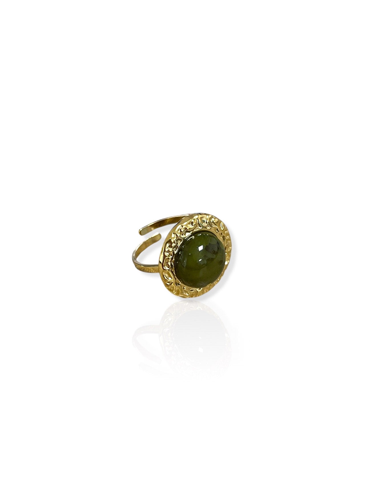 Green stone ring