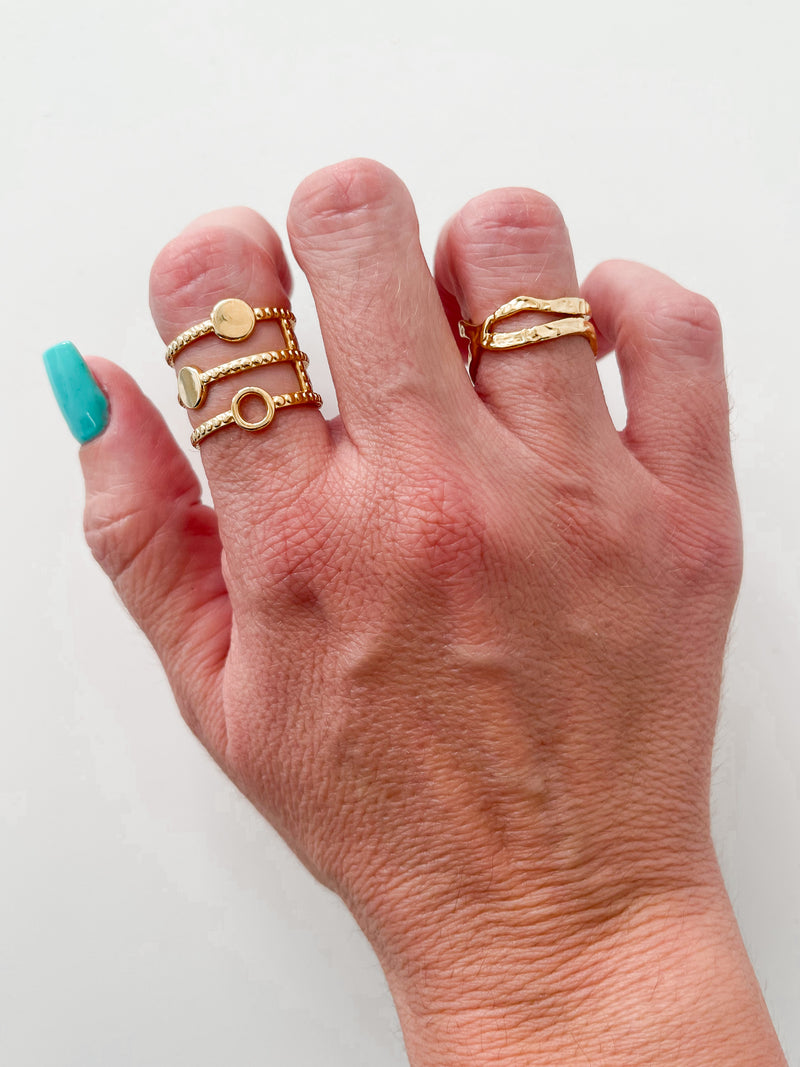 Gold ring asymmetrical