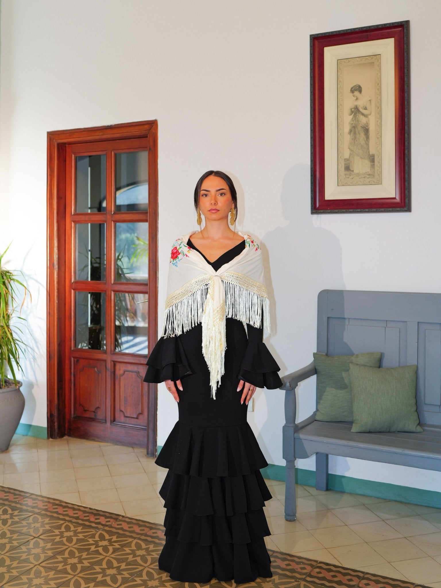 Beige floral embroidered flamenco shawl - Sorellas The Brand Barcelona S.L.