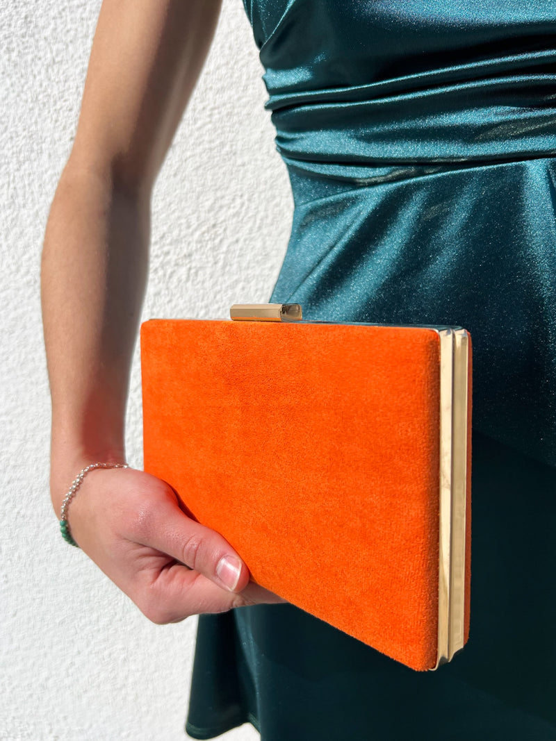 Orange horizontal clutch