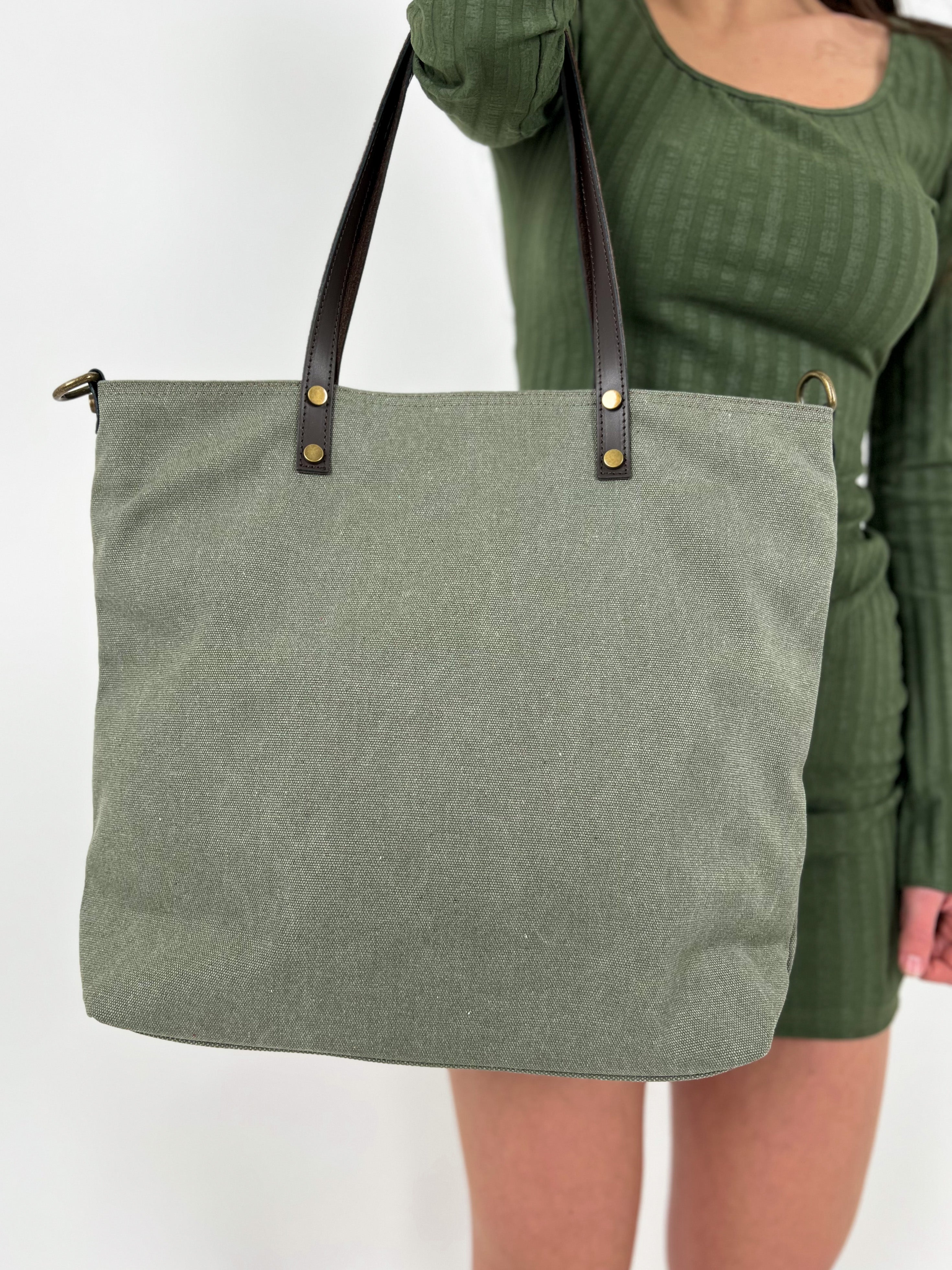 Khaki nylon maxi bag