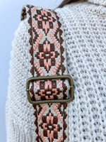 Brown border chain