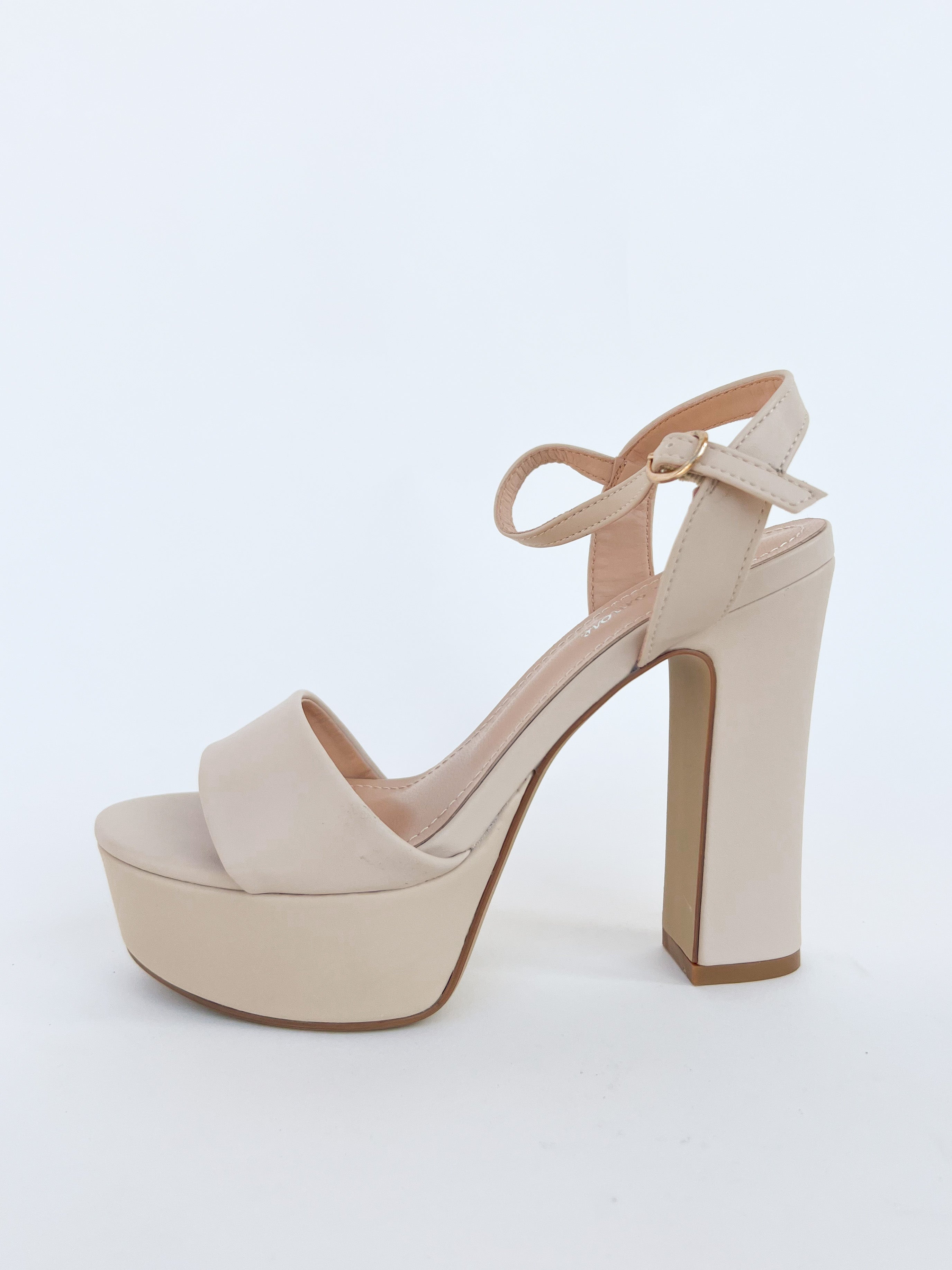 Nude platform sandal