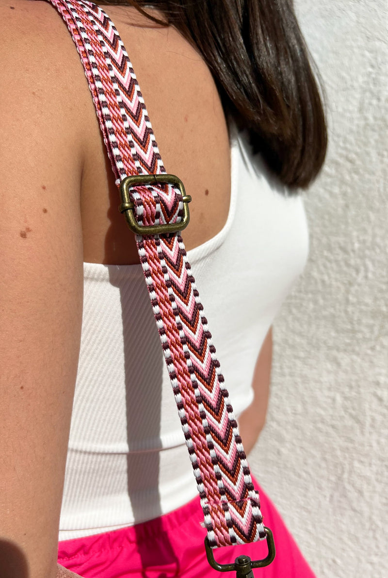 Pink herringbone pocket chain